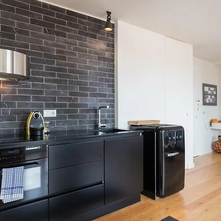 Le Flat | Alcantara River View