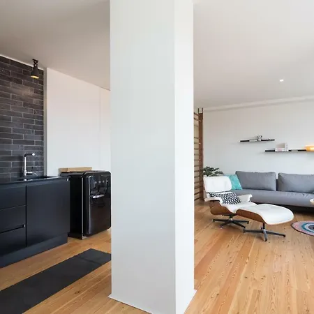 Le Flat | Alcantara River View *